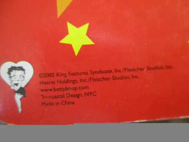 2005 BETTY BOOP KING FEATURES PUSH LIGHTS IN PACKAGES $10. EA. in Home Décor & Accents in Winnipeg - Image 6
