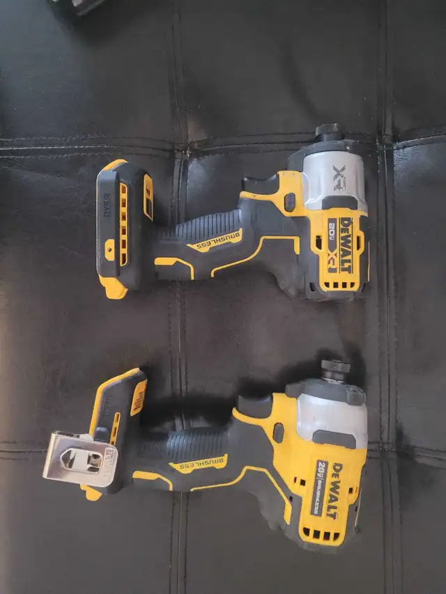 Dewalt Impact Driver & Battery in Power Tools in Hamilton - Image 3
