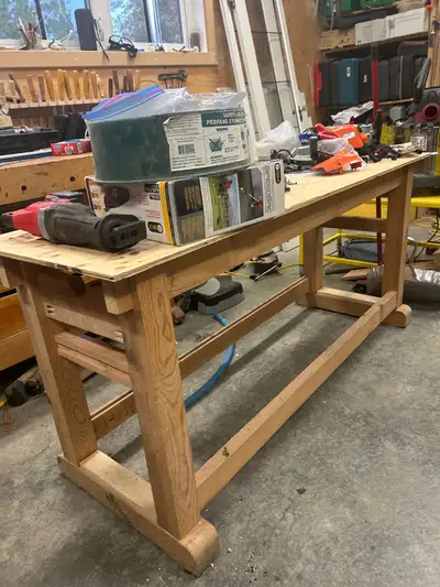Very sturdy work bench. Measures 69” by 23”