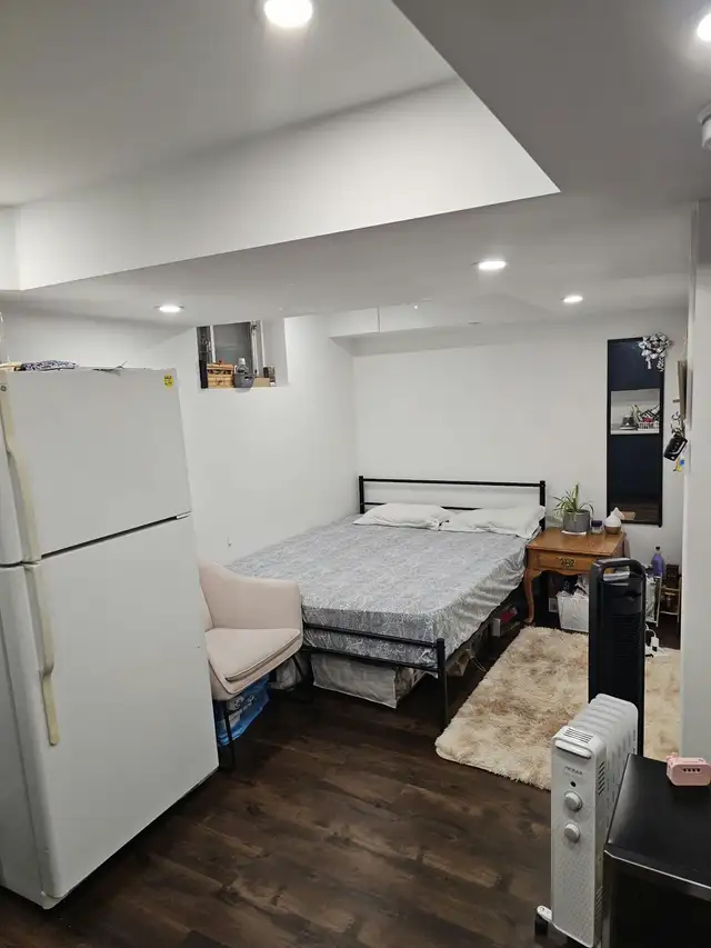 Studio Basement for Rent Near Fairway
