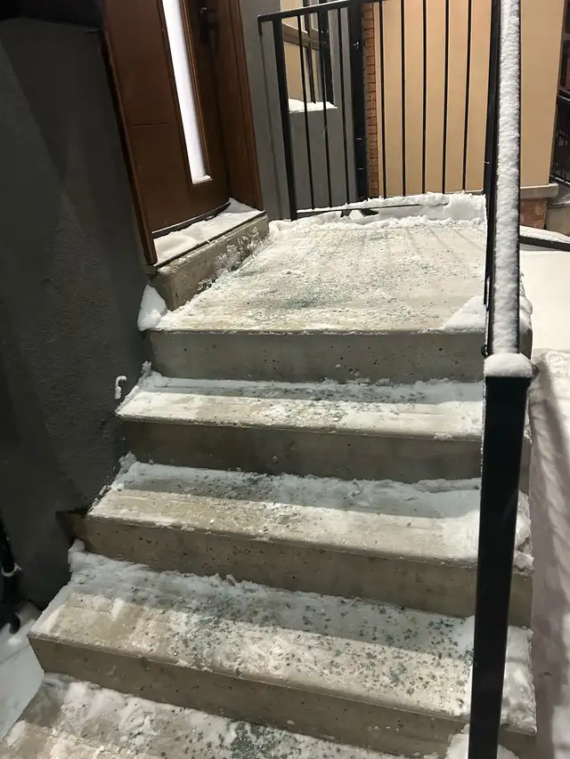 Driveway Snow Removal in General Labour in City of Toronto - Image 5