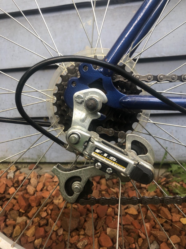 Supercycle 1800 Bicycle 18 speed with 26 inch wheels Road City of