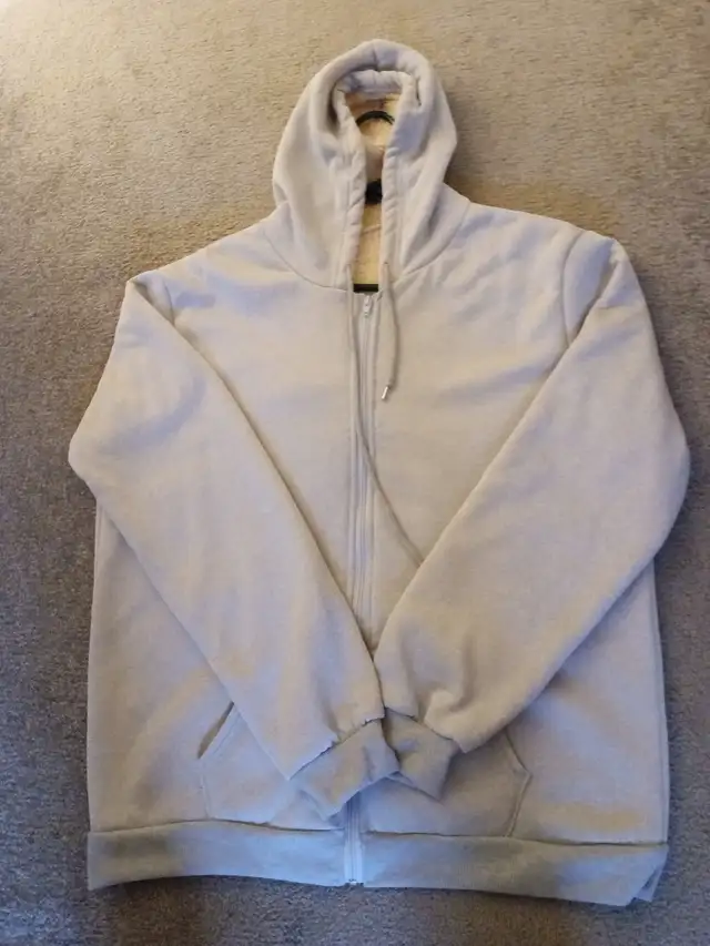 FLEECE HOODIE in Men's in Downtown-West End - Image 2