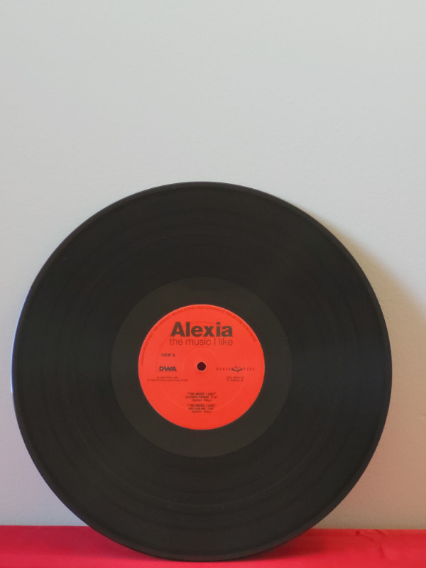 1998 ALEXIA, THE MUSIC I LIKE 12" E.P.!!! in Arts & Collectibles in City of Toronto - Image 2
