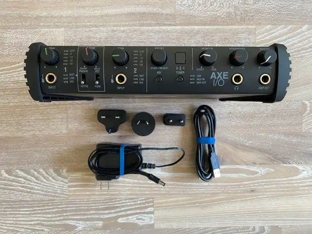 Like New IK Multimedia AXE I/O + AmpliTube 5 Max Bundle in Pro Audio & Recording Equipment in Calgary - Image 5