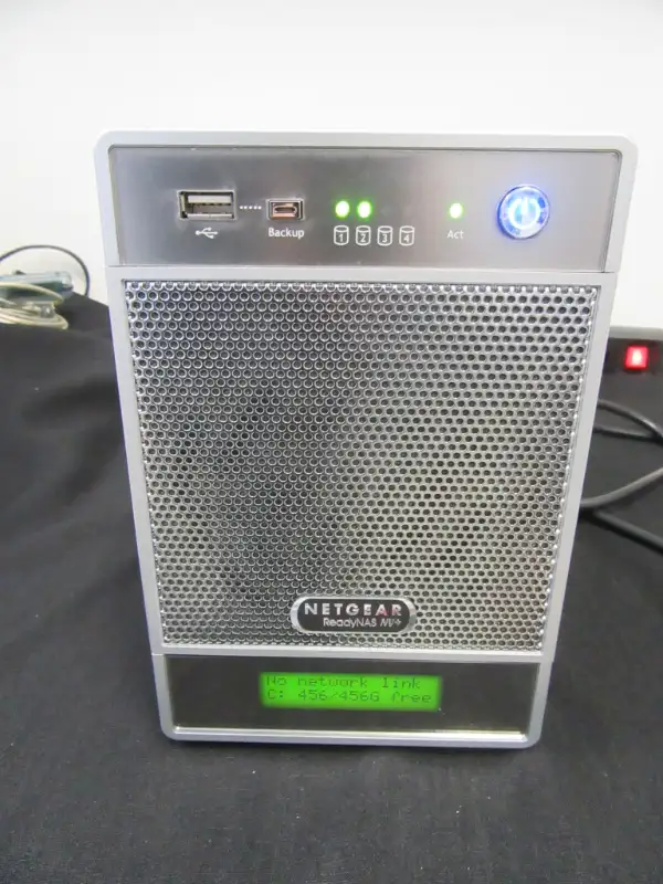 Netgear ReadyNAS NV+ RND4000 NAS : Serial ATA-300, RAID 0, 1, 5,