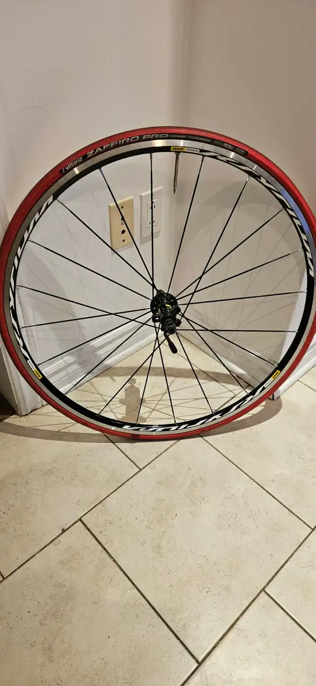 Tacx - Support intérieur pour vélo et roue d'entrainement in Road in Lanaudière - Image 6