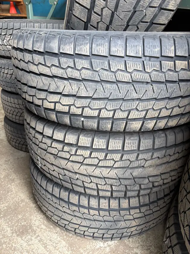 Yokohama 255 60 18 Winter Tires - Set of 4 in Tires & Rims in Bedford - Image 2