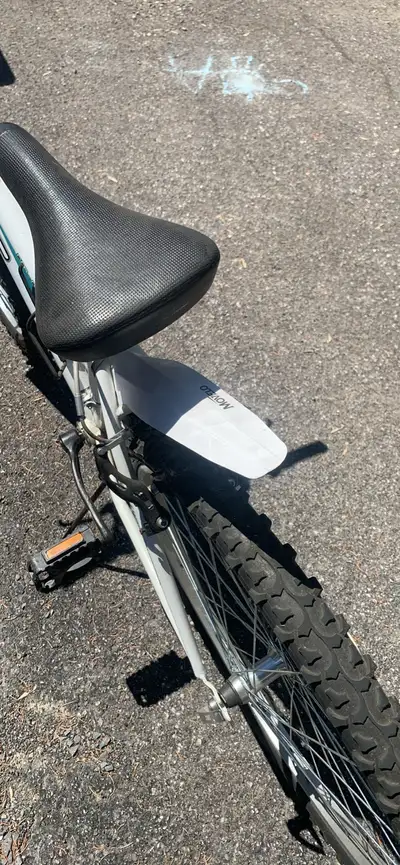 Selling this 22” wheel Bike, good condition, Asking 75$