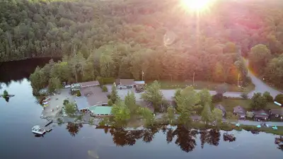 Outdoor Experiences at their Best! Summertime at Spectacle Lake Lodge invites everything from Loungi...