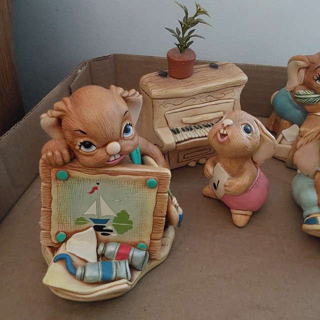 4 Pendelfins with piano, Angelo, Boswell, Rolly, Newboy. in Arts & Collectibles in St. Albert - Image 2