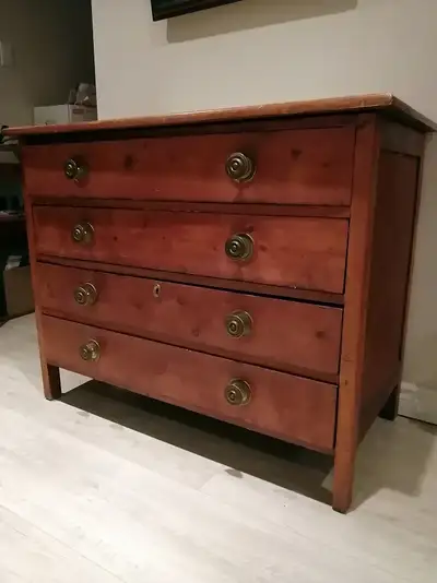 Commode ancienne, View more