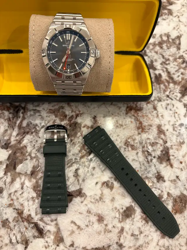 Breitling Chronomat 40 Brown Face with Stainless Steel A3239810162863734697731123