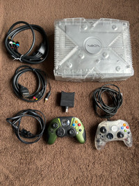 XBOX Original - Limited Edition Crystal Console + 18 Games