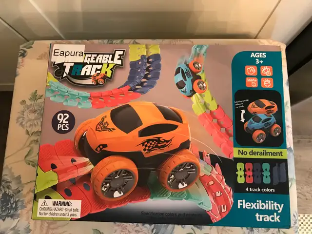 Changeable track race car set in Toys & Games in Richmond - Image 5