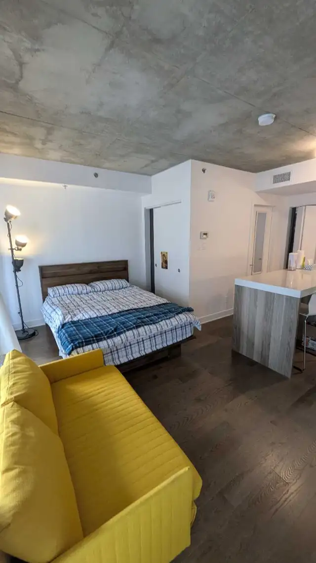 Studio apartment fully furnished. in Long Term Rentals in City of Montréal - Image 10
