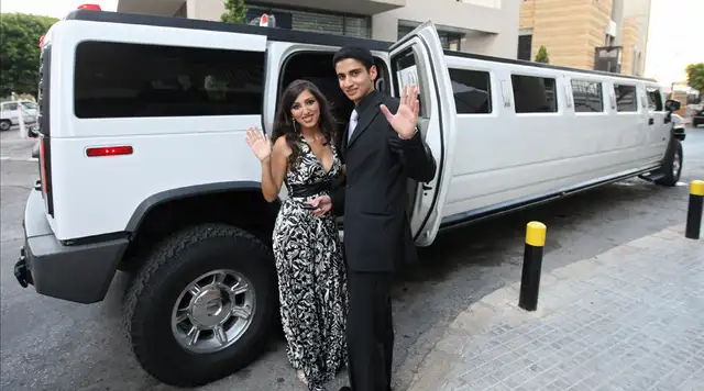 SUV LIMO LIMOUSINE-CLUB CONCERT DINNER WEDDING LIMOUSINE LIMO in Long Lost Relationships in City of Toronto - Image 7