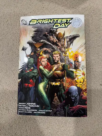 Brightest Day volume 2 (DC Comics) - hardcover, View more