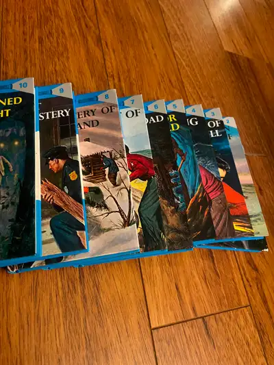 Hardy boys book 1-10, View more