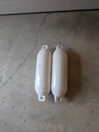 2 boat bumpers in excellent condition $20 for both