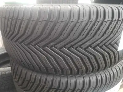 Michelin CROSSCLIMATE2 CUV Touring 225/55R18 98H SL $ 1090 plus hst per set of 4 tires NEW RIMS addi...