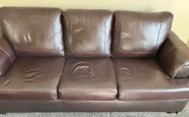 3 piece leather sofa set  in Couches & Futons in Mississauga / Peel Region - Image 2