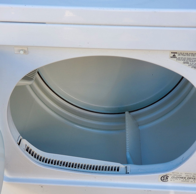 Maytag Washer and dryer- ready to use in Washers & Dryers in Nanaimo - Image 4