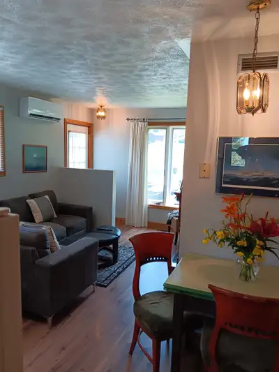 Cozy one-bedroom apartment for rent in a quiet family neighbourhood. No laundry available, one parki...