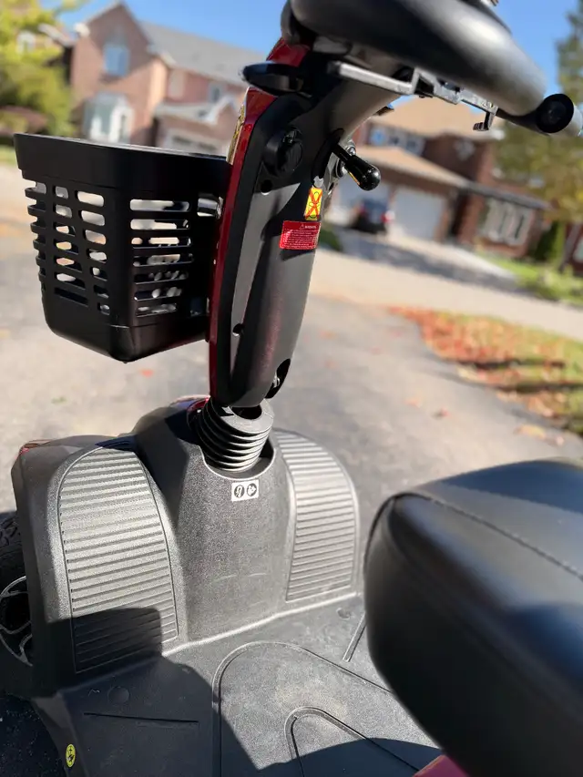 Mobility Scooter - Like New/Used Once - Save $1k + Full Warranty in Health & Special Needs in Oshawa / Durham Region - Image 10