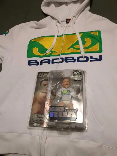 UFC round 5 action figure and hoddie, View more