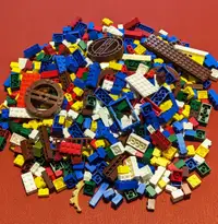2.2lbs (1kg) of Assorted Mega Bloks Pieces - $9 Per Pound = $20