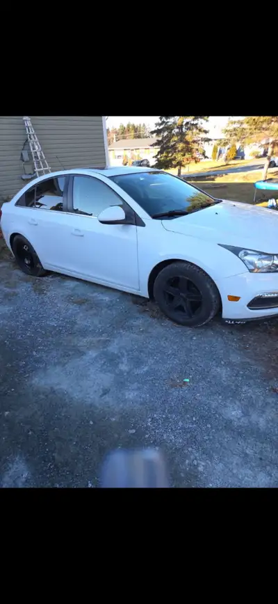 2016 chevy cruze sport limited BRAND NEW MVI 2 brand new tires on back, 95% tread on front tires New...
