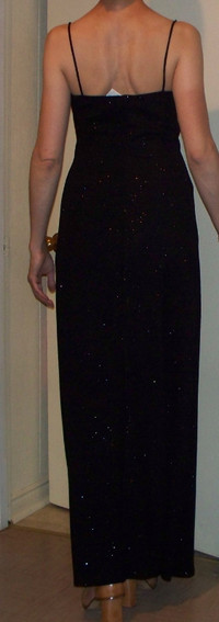 Elegant Long black dress,with sparkles (size 6/7)
