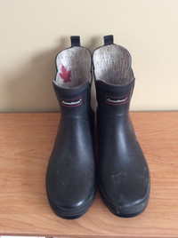 Womens Rubber Boots Rain Wear Size 8