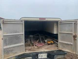 Truck Topper in Cars & Trucks in Stratford - Image 4