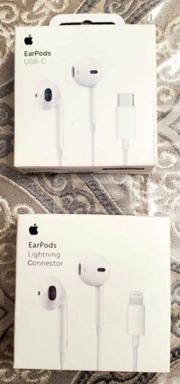 iPhone Wired Earpods with lightning / C type connector