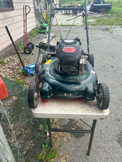 Free pick-up of your non running unwanted lawn & Garden equipment , Mowers , Riders , snowblowers ,...