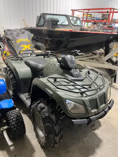 2011 artic cat 350 Runs good, new battery, winch. 1425 km. No longer needed. Call or text 7802842701...