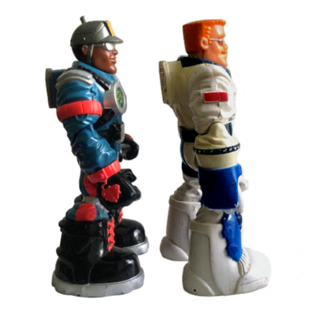 Vintage 2 figurines Mattel ''Rescue Heroes'' 2001   2004 dans Jouets et jeux  à Saint-Hyacinthe - Image 2