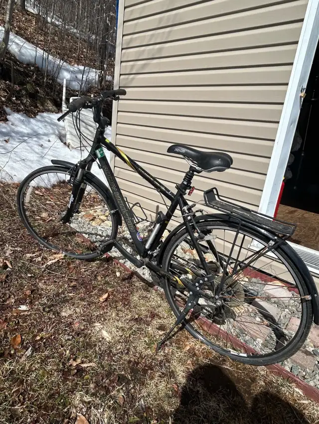 ROCKY MOUNTAIN BIKE, MOVING SALE vente de déménagement in Road in Lanaudière - Image 3