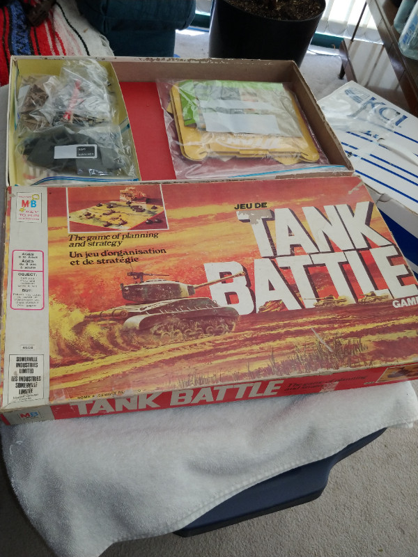 Tank Battle ( Board Game from 1970's ) in Toys & Games in Tricities/Pitt/Maple - Image 2