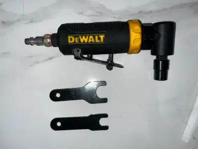 Meuleuse d’angle pneumatique DeWalt DWMT70782L Très peu utilisé