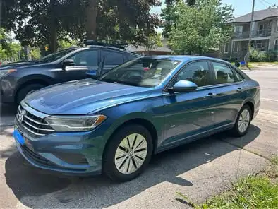 Freshly cleaned. Great on gas! 186K kilometers Dog friendly. Well maintained- records available. Non...