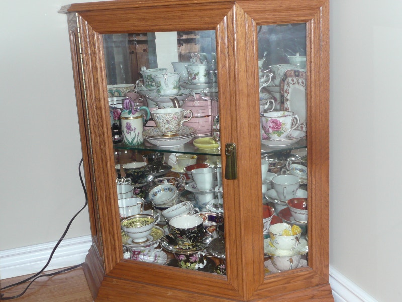 Small oak curio corner Hutches & Display Regina