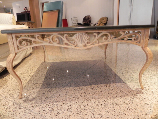 Bombay faux marble top coffee table and end table in Coffee Tables in City of Toronto - Image 3