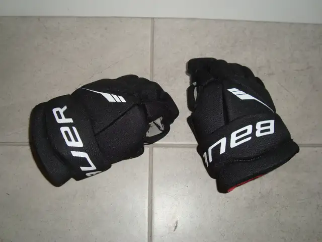 Gants de hockey pour enfant 9" in Hockey in Drummondville - Image 3