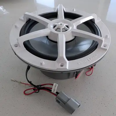 200W 4x Polk Audio UMS77W 7" marine speakers, View more