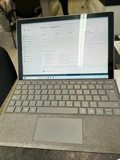 Microsoft surface pro 7+ WIFI, View more
