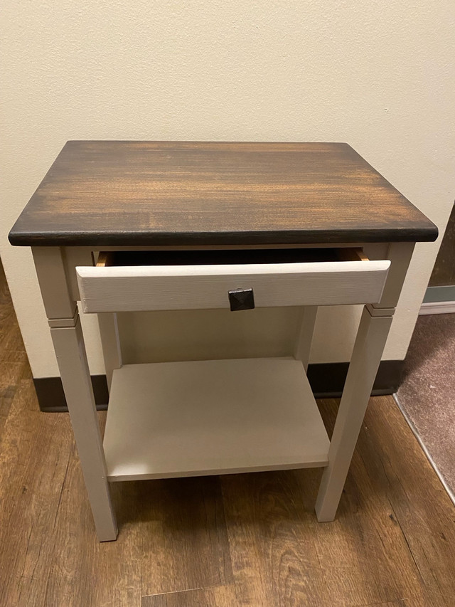 Side Table / Night Stand in Other Tables in St. Catharines - Image 2