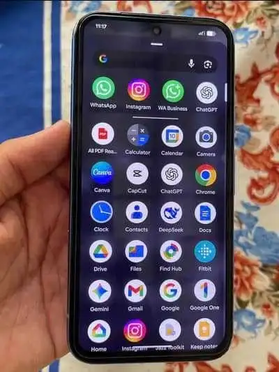 Google Pixel 8, View more